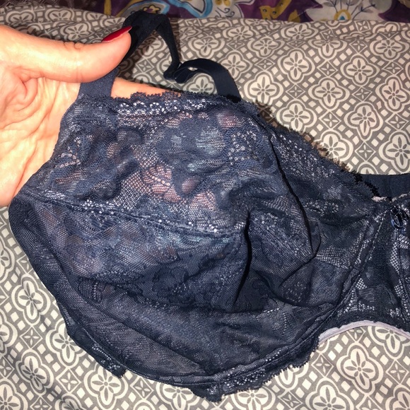 Bra - Picture 2 of 4